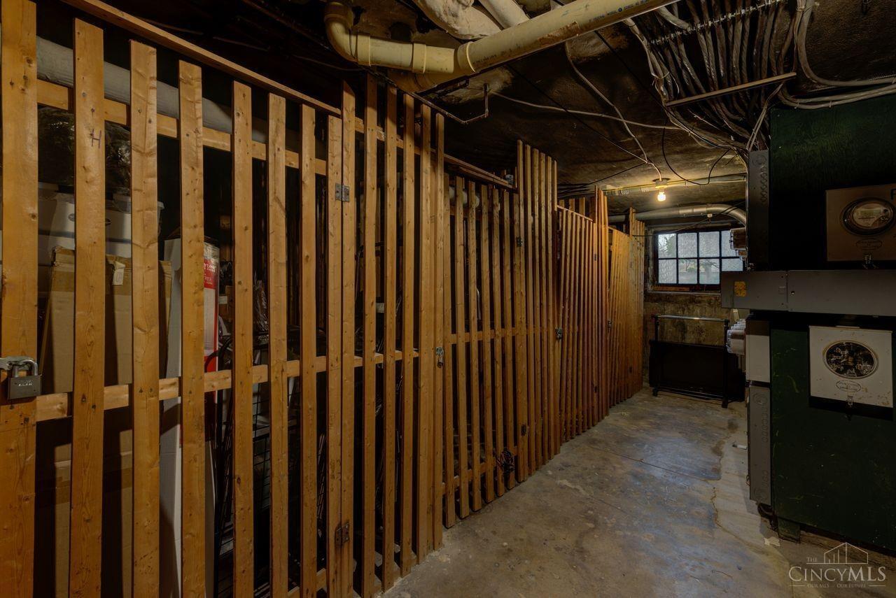 2136 Madison Road, Unit C Cincinnati, OH 45208 - Photo 8 of 33 Gallery Image 8