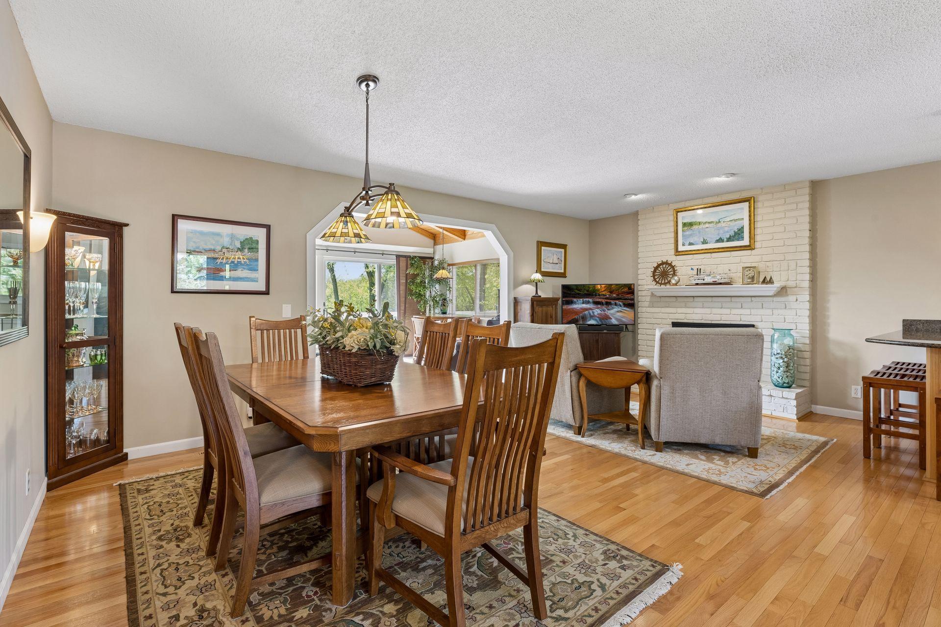 2497 Kelly Avenue Excelsior, MN 55331 - Photo 11 of 46