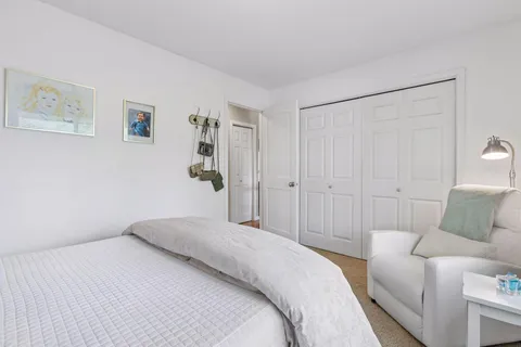 $929,000 | 2497 Kelly Avenue, Excelsior, MN 55331