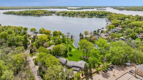$929,000 | 2497 Kelly Avenue, Excelsior, MN 55331