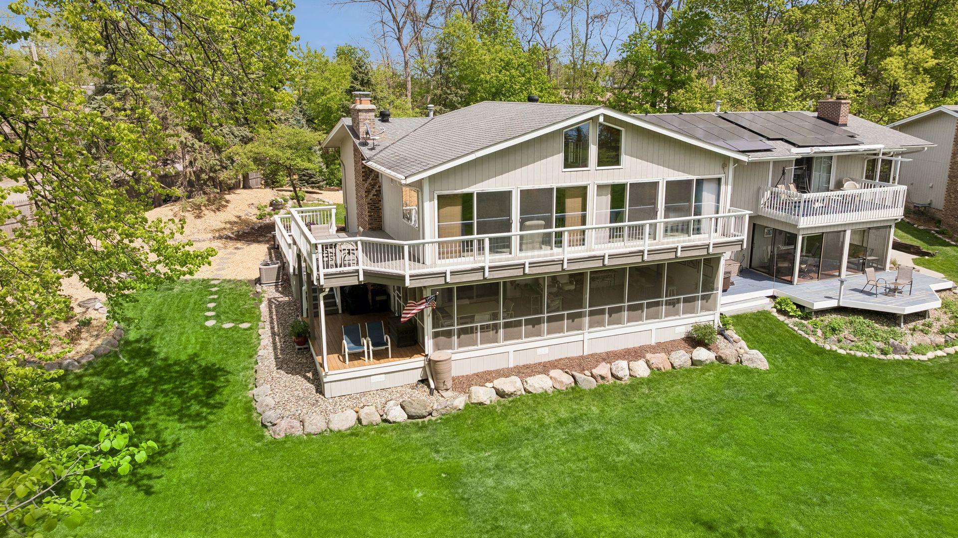 2497 Kelly Avenue Excelsior, MN 55331 - Photo 7 of 46