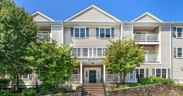 $599,900 | 1 Lenox Street, Unit 102, Norwood, MA 02062