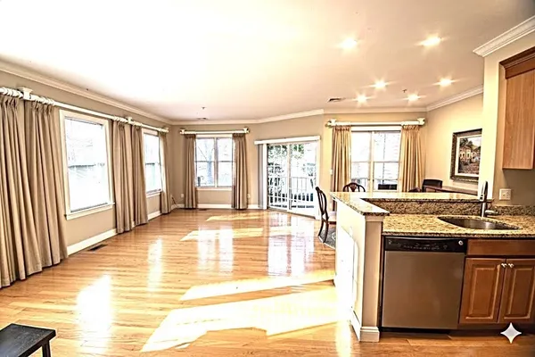 $599,900 | 1 Lenox Street, Unit 102, Norwood, MA 02062