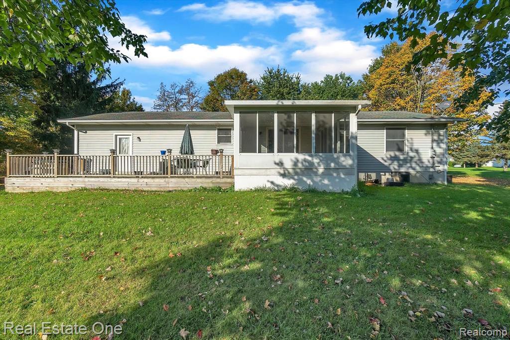 4522 Stow Road Fowlerville, MI 48836 - Photo 26 of 30