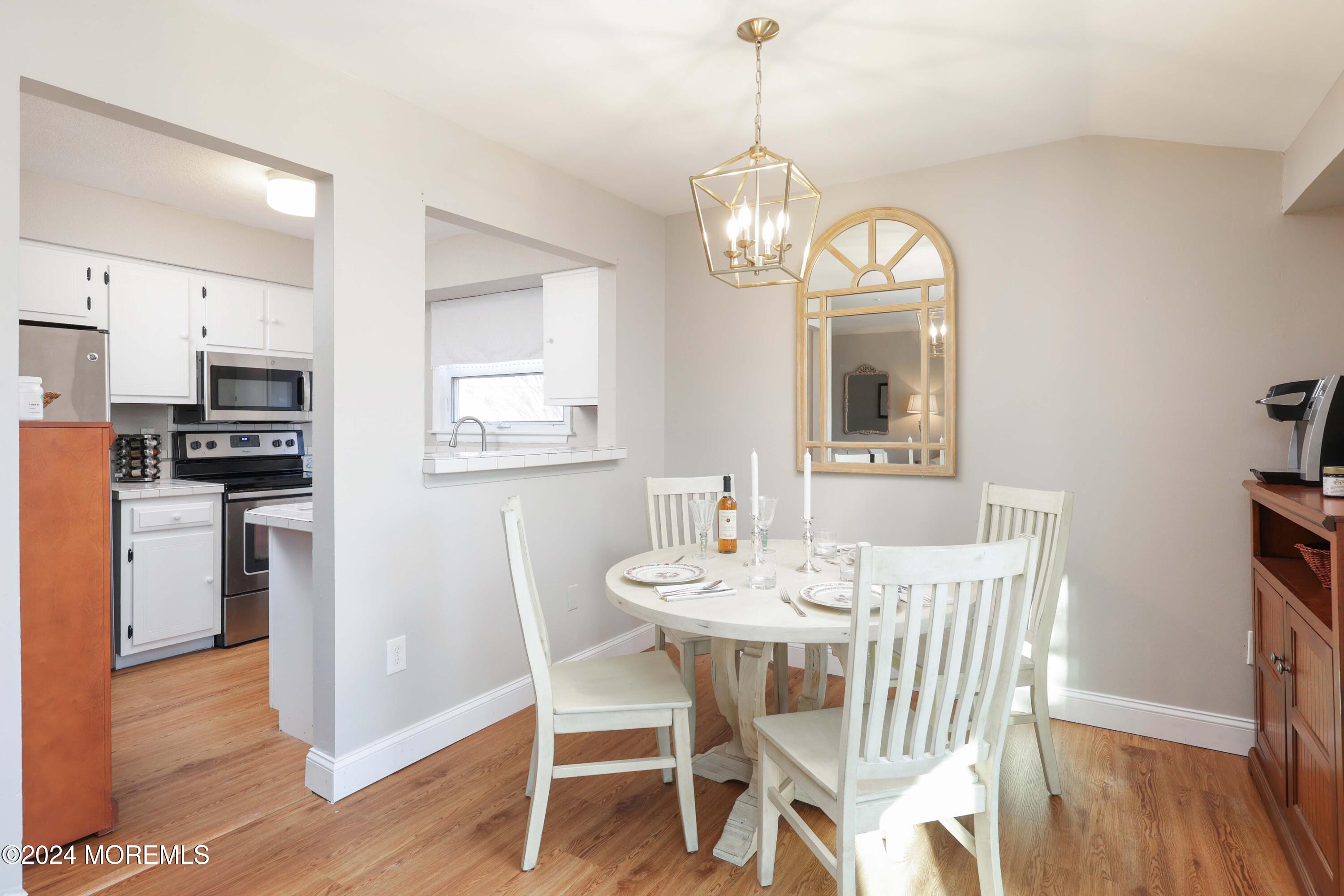 13 Woodpecker Road, Unit 1000 Howell, NJ 07731 - Photo 15 of 44 Spacious dining area