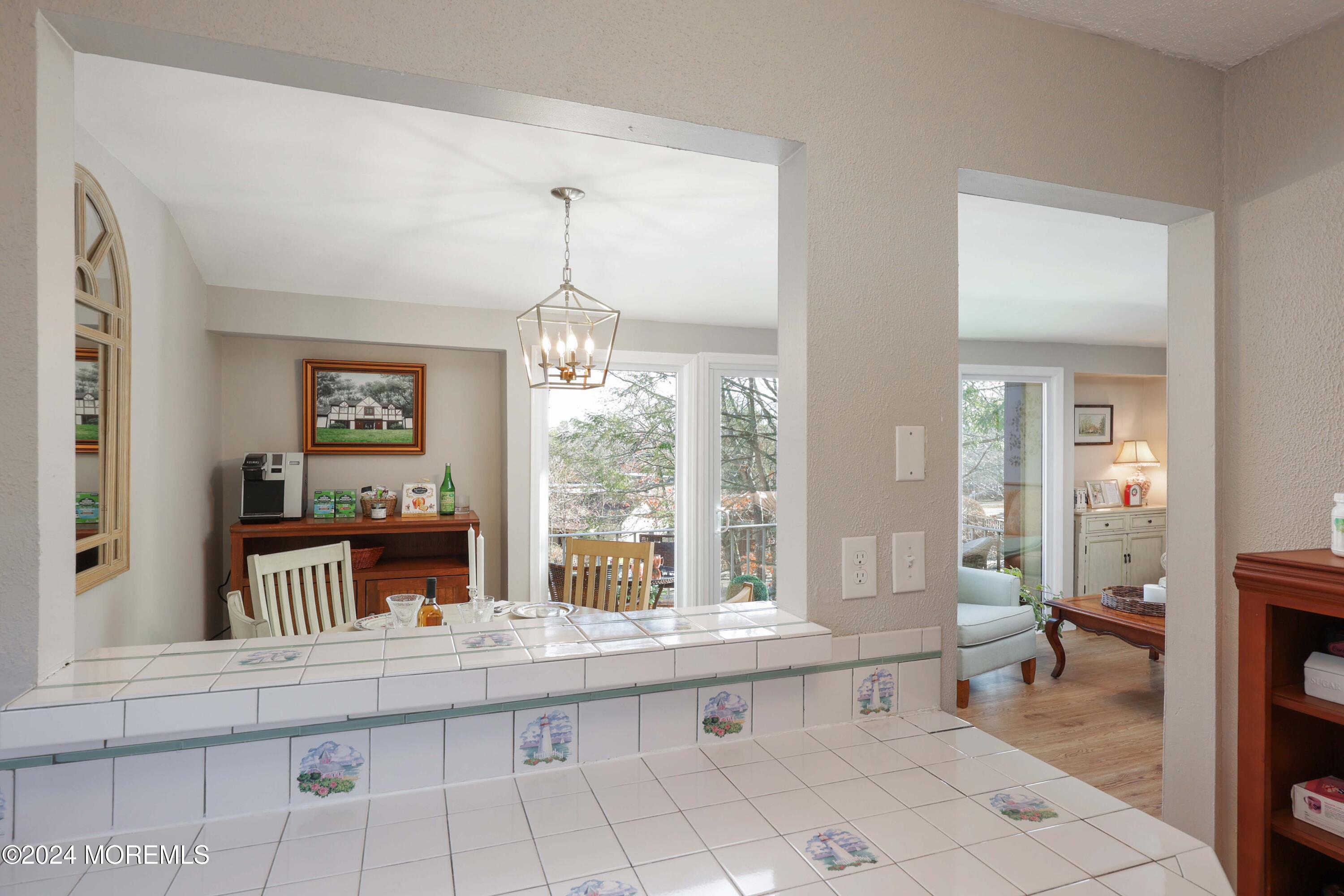 13 Woodpecker Road, Unit 1000 Howell, NJ 07731 - Photo 18 of 44 Open and airy kitchen