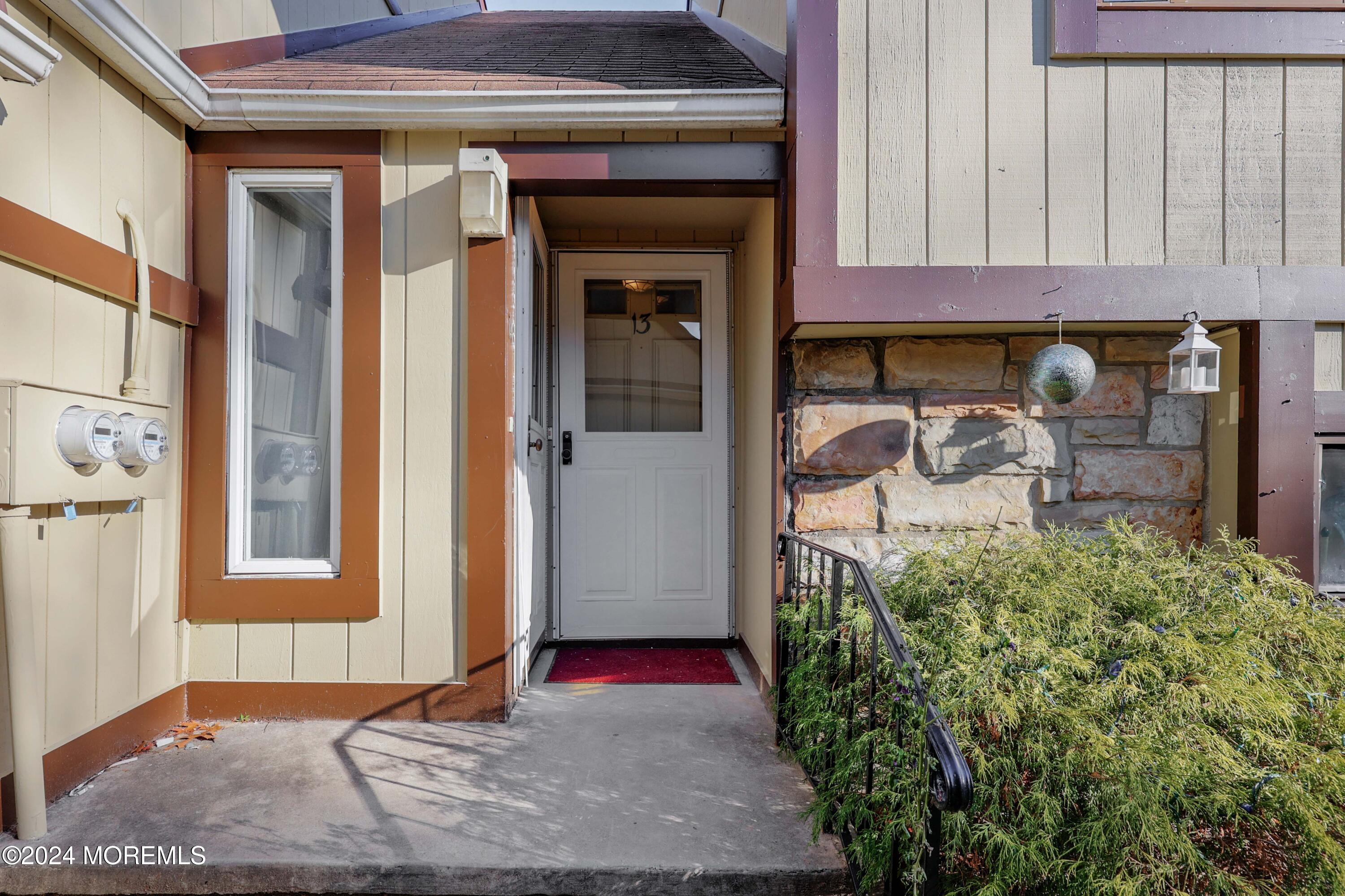 13 Woodpecker Road, Unit 1000 Howell, NJ 07731 - Photo 2 of 44 Your new home awaits