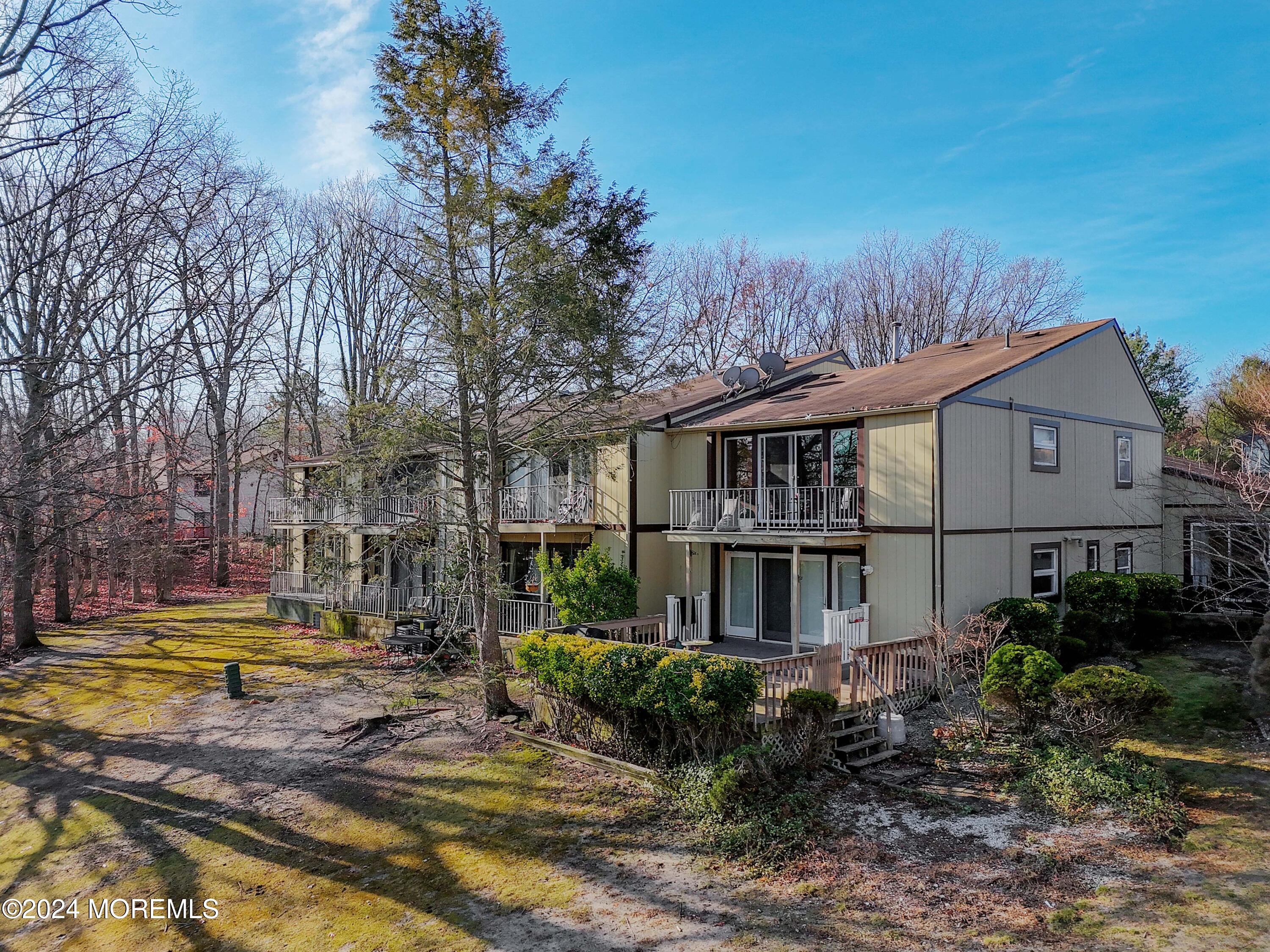 13 Woodpecker Road, Unit 1000 Howell, NJ 07731 - Photo 25 of 44 Facing open space