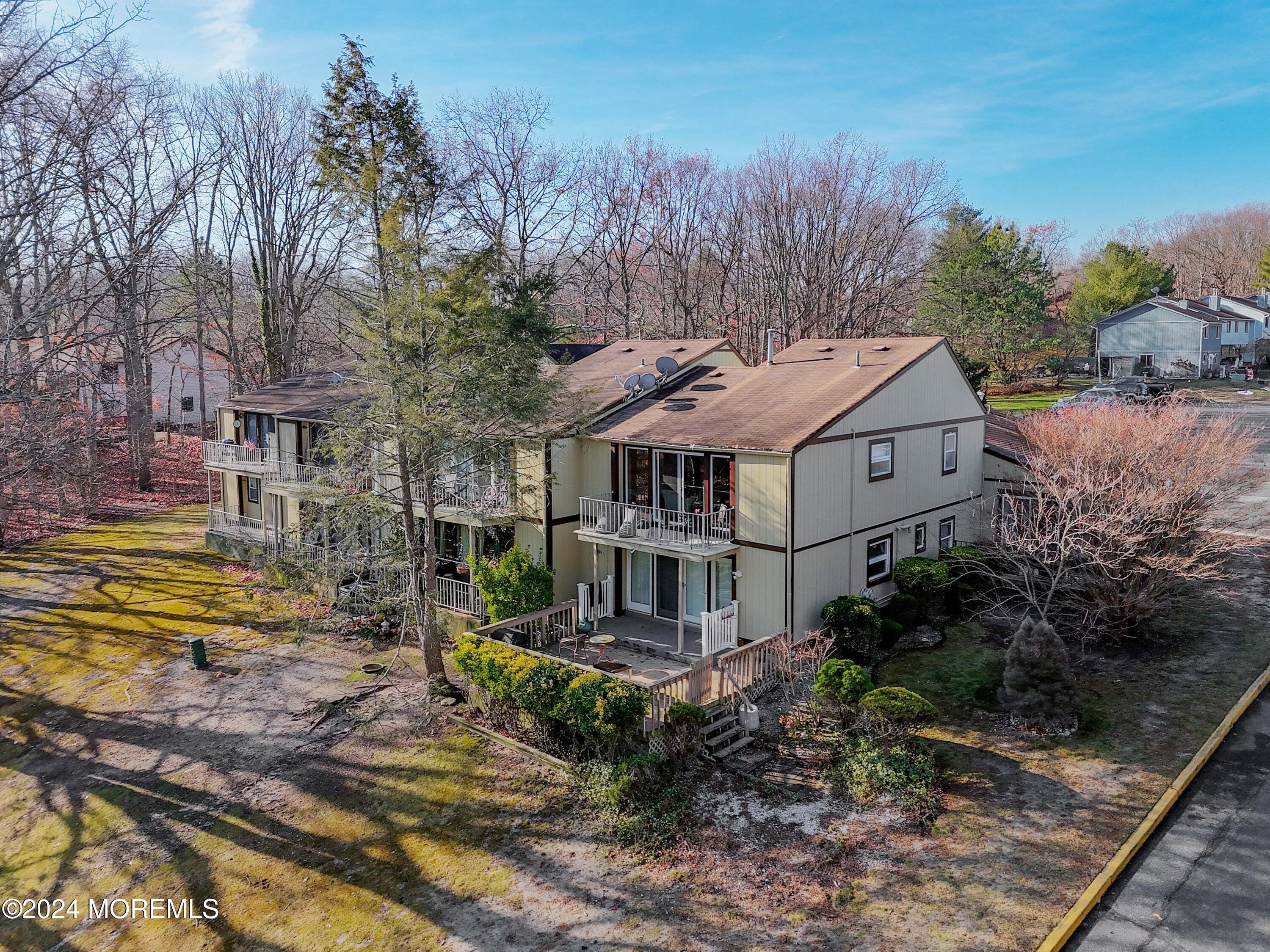 13 Woodpecker Road, Unit 1000 Howell, NJ 07731 - Photo 26 of 44 Secluded corner unit