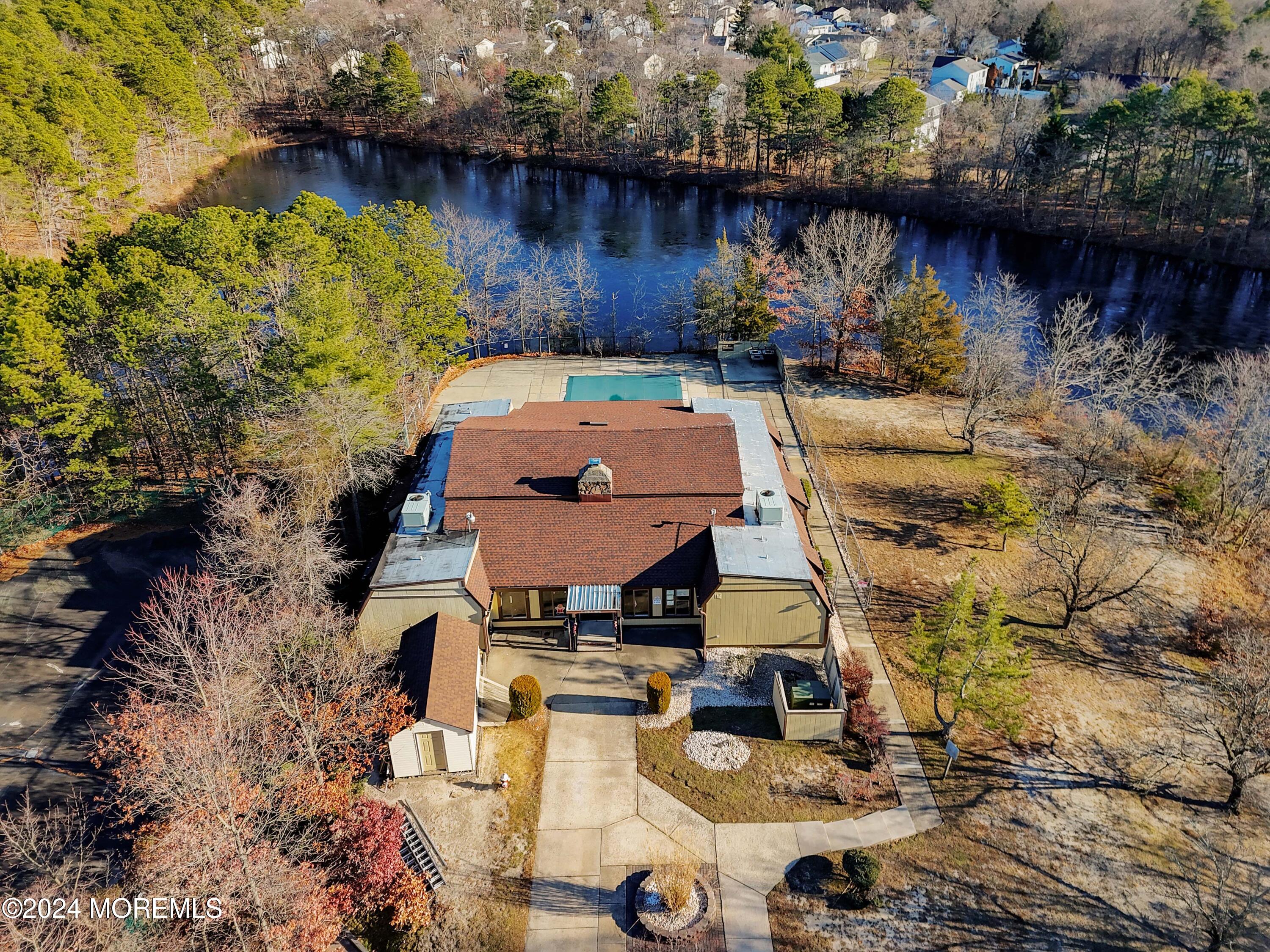 13 Woodpecker Road, Unit 1000 Howell, NJ 07731 - Photo 36 of 44 Professionally manage