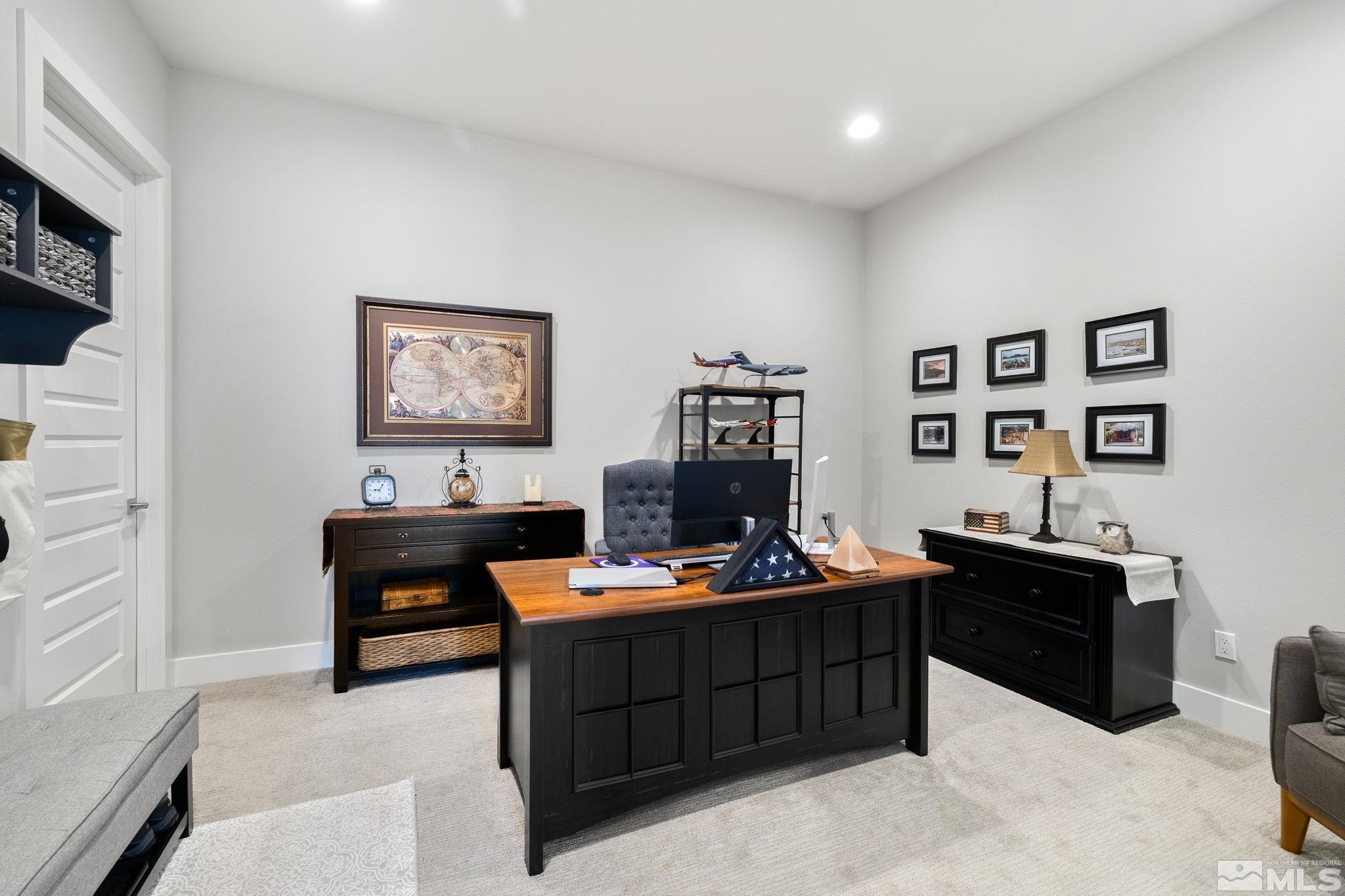 4045 Whispering Pine Loop Reno, NV 89519 - Photo 4 of 39 a bedroom with a workspace