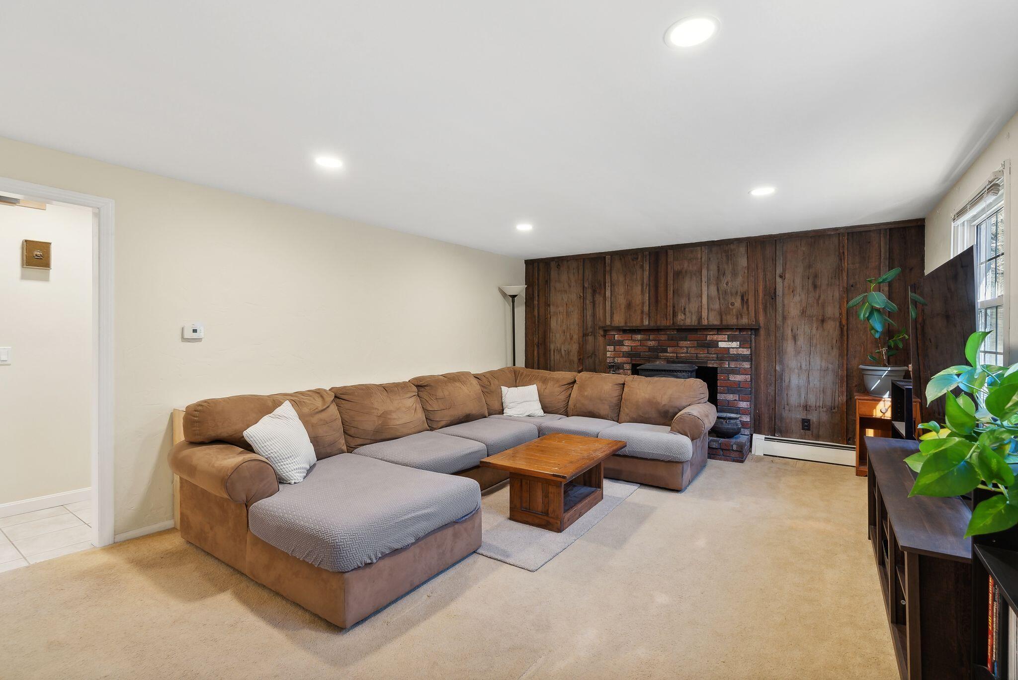 8 Dutton Hill Road Windham, ME 04062 - Photo 13 of 34 DSC02512