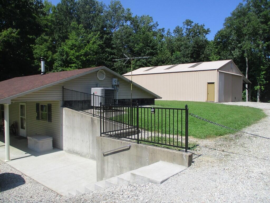 695 Hester Ridge Road Wallingford, KY 41093 - Photo 2 of 36 38469_1
