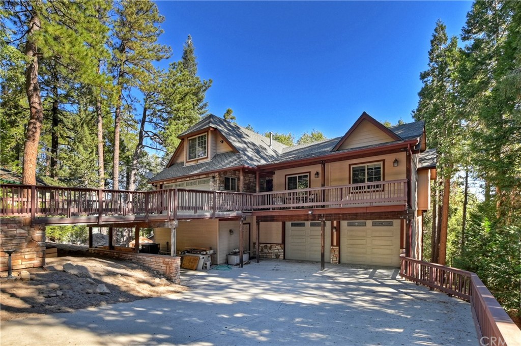 24310 Albrun Drive Crestline, CA 92325 - Photo 38 of 39 a view of a house with a yard