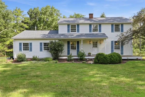 $389,900 | 572 Honeoye Falls Five Points Road, Rush, NY 14472