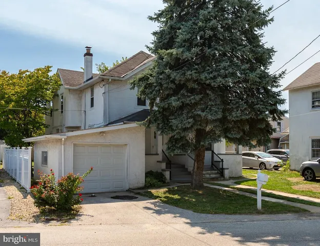 $2,250 | 334 East Conestoga Road, Wayne, PA 19087