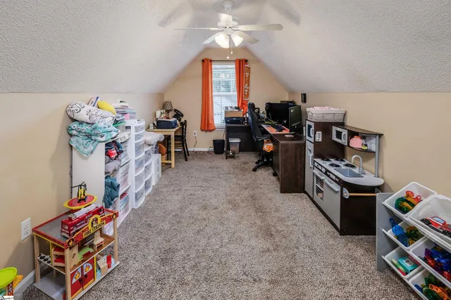 $264,000 | 258 West Pheasant Hill Drive, Duncan, SC 29334