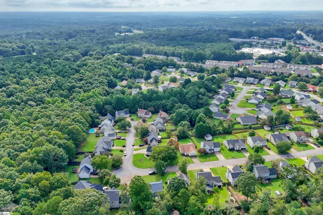 $264,000 | 258 West Pheasant Hill Drive, Duncan, SC 29334