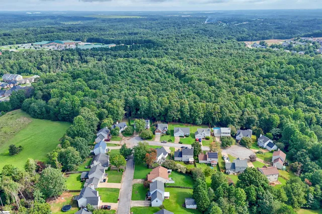 $264,000 | 258 West Pheasant Hill Drive, Duncan, SC 29334