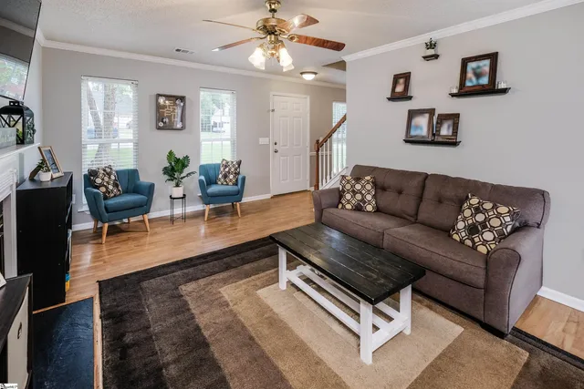 $264,000 | 258 West Pheasant Hill Drive, Duncan, SC 29334