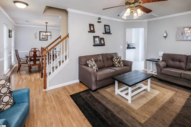 $264,000 | 258 West Pheasant Hill Drive, Duncan, SC 29334