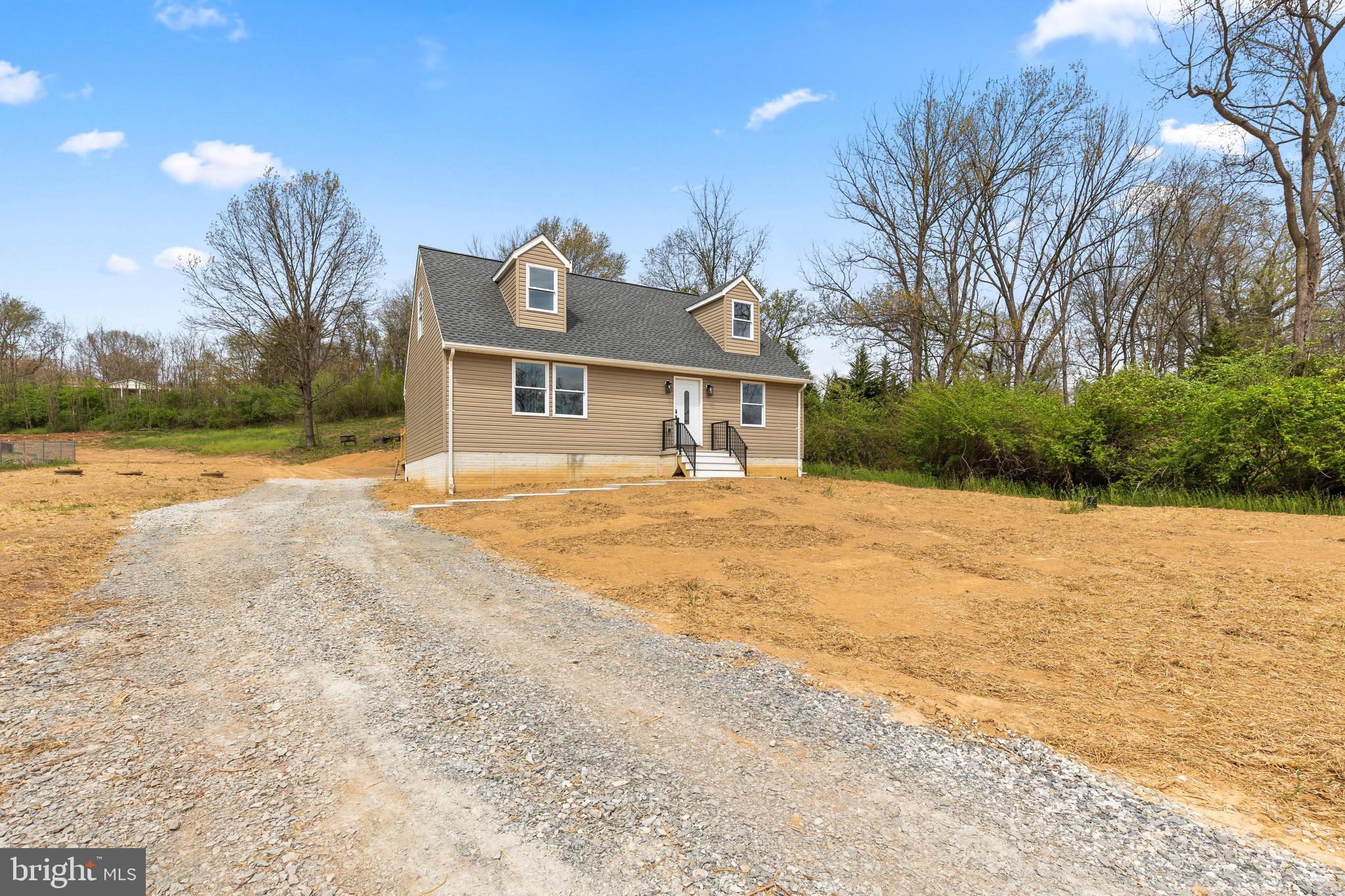 97 Clover Trail Delta, PA 17314 - Photo 4 of 33