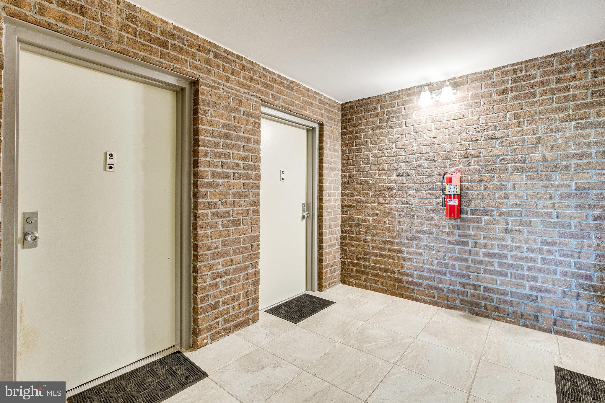 11256 Chestnut Grove Square, Unit 11256142 Reston, VA 20190 - Photo 11 of 31 Gallery Image 11