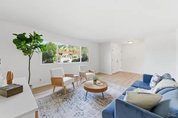 $825,000 | 5514 Mulberry Drive, Santa Rosa, CA 95409