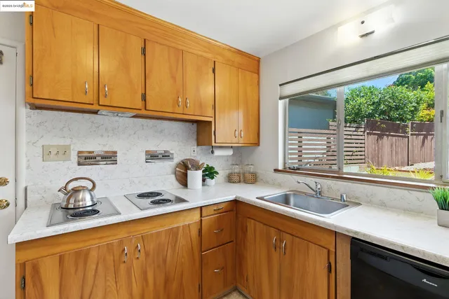 $1,150,000 | 2679 Tamalpais Avenue, El Cerrito, CA 94530