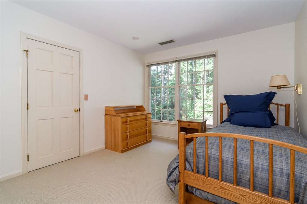 41 Phillips Road Sudbury, MA 01776 - Photo 21 of 29