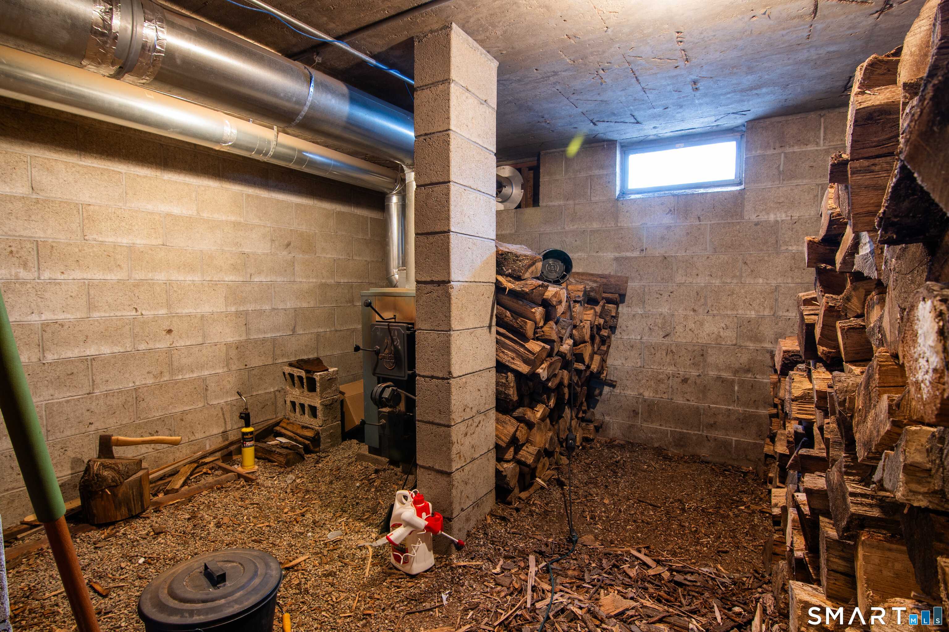 310 Roseland Park Road Woodstock, CT 06281 - Photo 39 of 43 a bathroom with a shower and a sink