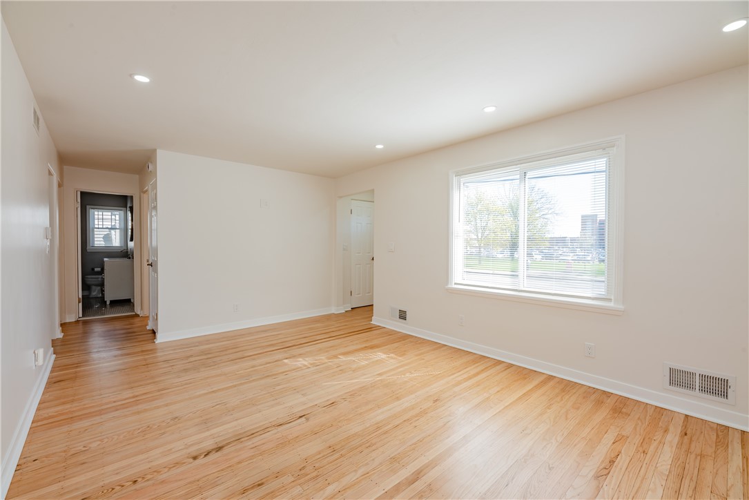 767 Carter Street Rochester, NY 14621 - Photo 8 of 33