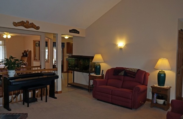 38 Cook Road Southampton, MA 01073 - Photo 10 of 30