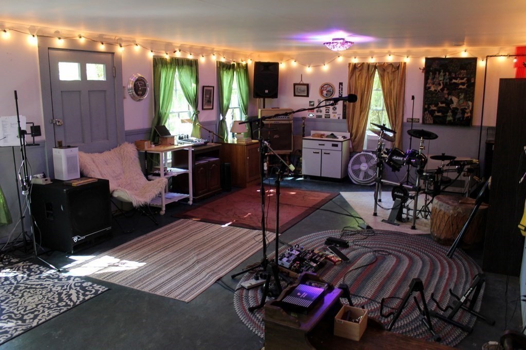 300 W Road Petersham, MA 01366 - Photo 3 of 12 Gallery Image 3