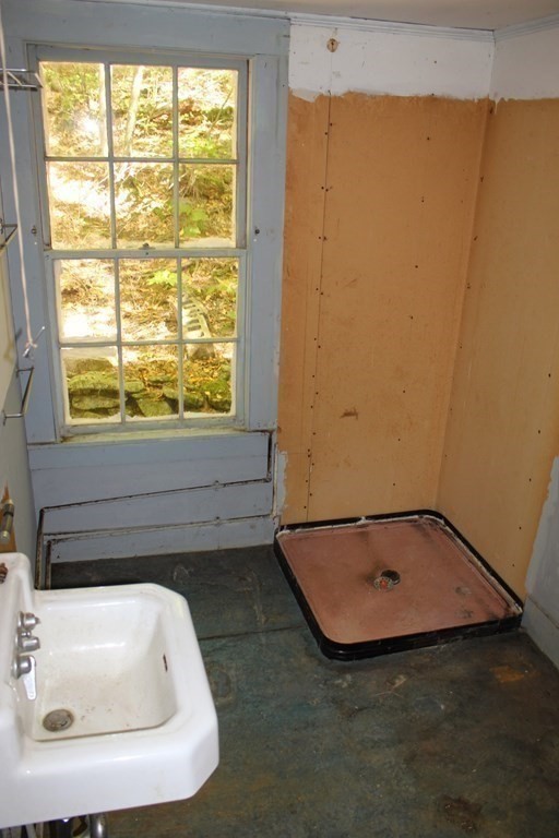 300 W Road Petersham, MA 01366 - Photo 6 of 12 Gallery Image 6