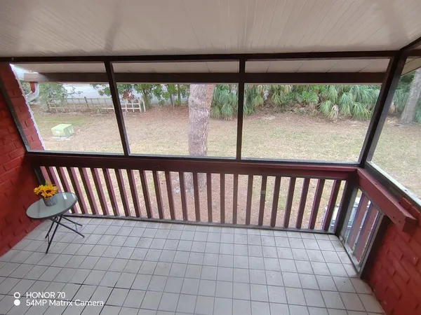 a view of a large window with an outdoor space