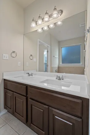 $2,050 | 119 Buescher Cove, Hutto, TX 78634