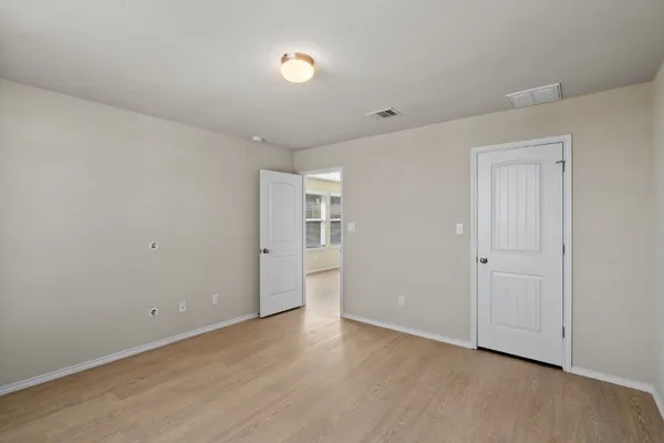 $2,050 | 119 Buescher Cove, Hutto, TX 78634