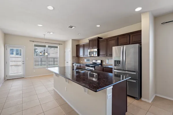 $2,050 | 119 Buescher Cove, Hutto, TX 78634