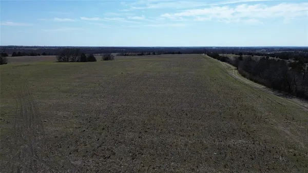 $889,000 | 1135 County Road 1135, Leonard, TX 75452