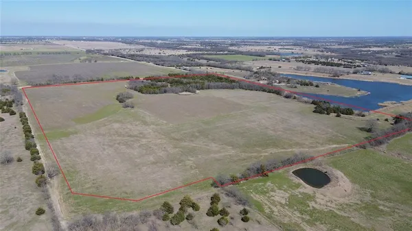 $889,000 | 1135 County Road 1135, Leonard, TX 75452