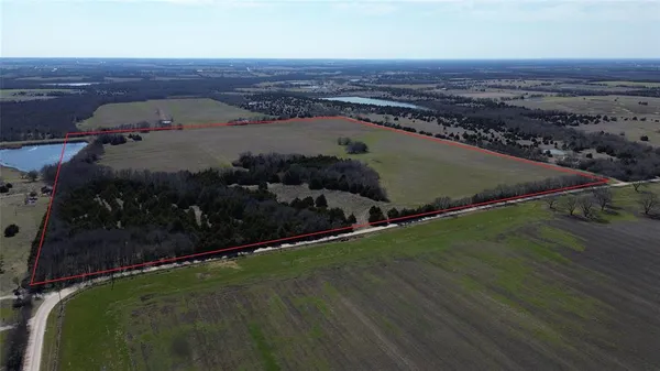 $889,000 | 1135 County Road 1135, Leonard, TX 75452
