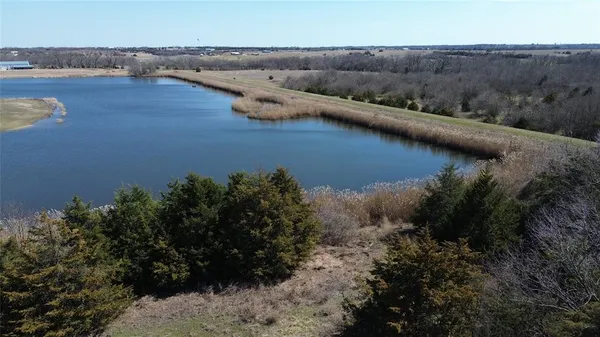 $889,000 | 1135 County Road 1135, Leonard, TX 75452