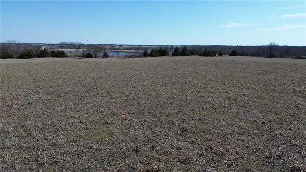 $889,000 | 1135 County Road 1135, Leonard, TX 75452