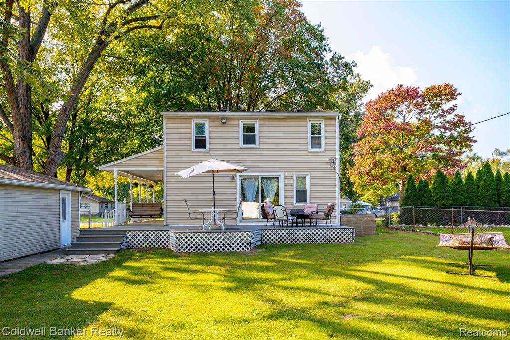 11926 Stark Road Livonia, MI 48150 - Photo 22 of 37