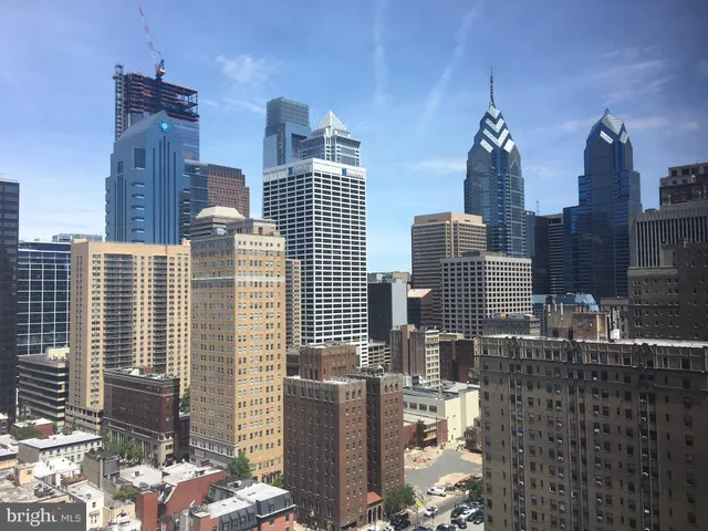 $1,775 | 2020 Walnut Street, Unit 24A, Philadelphia, PA 19103