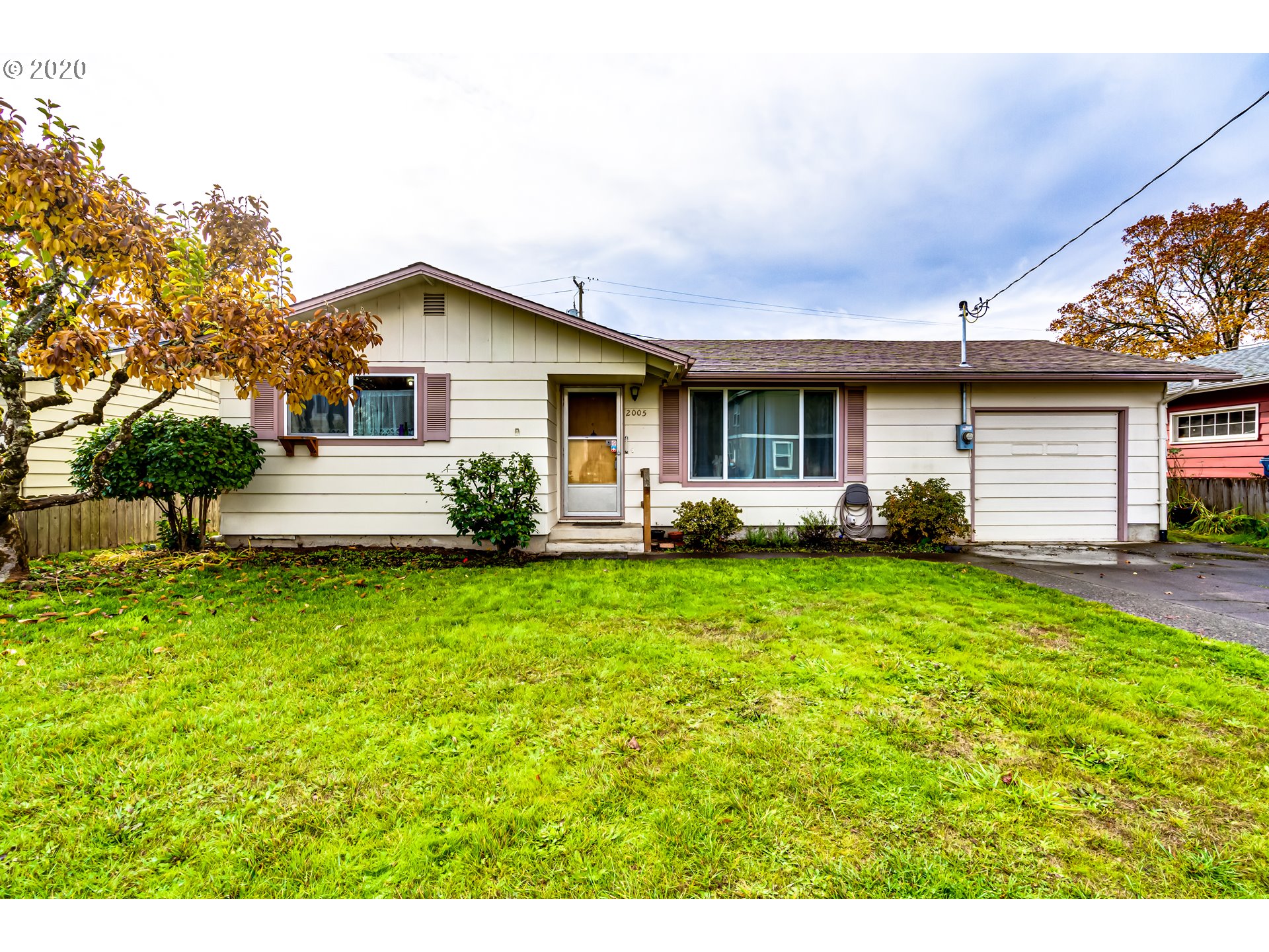 2005 L Street Springfield, OR 97477 - Photo 1 of 22