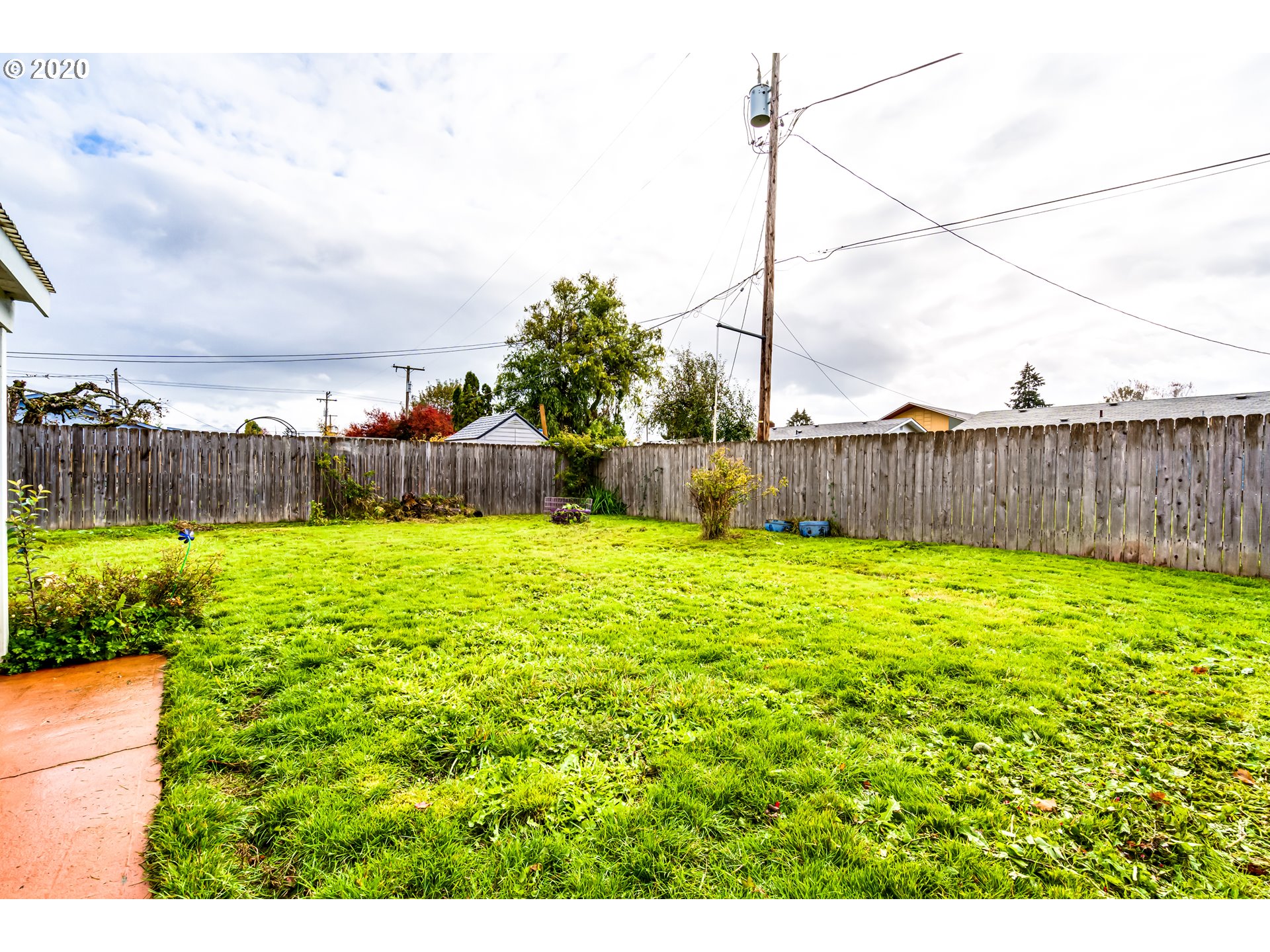 2005 L Street Springfield, OR 97477 - Photo 21 of 22