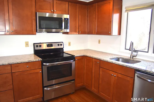 $3,700 | 113 Kings Highway North, Westport, CT 06880