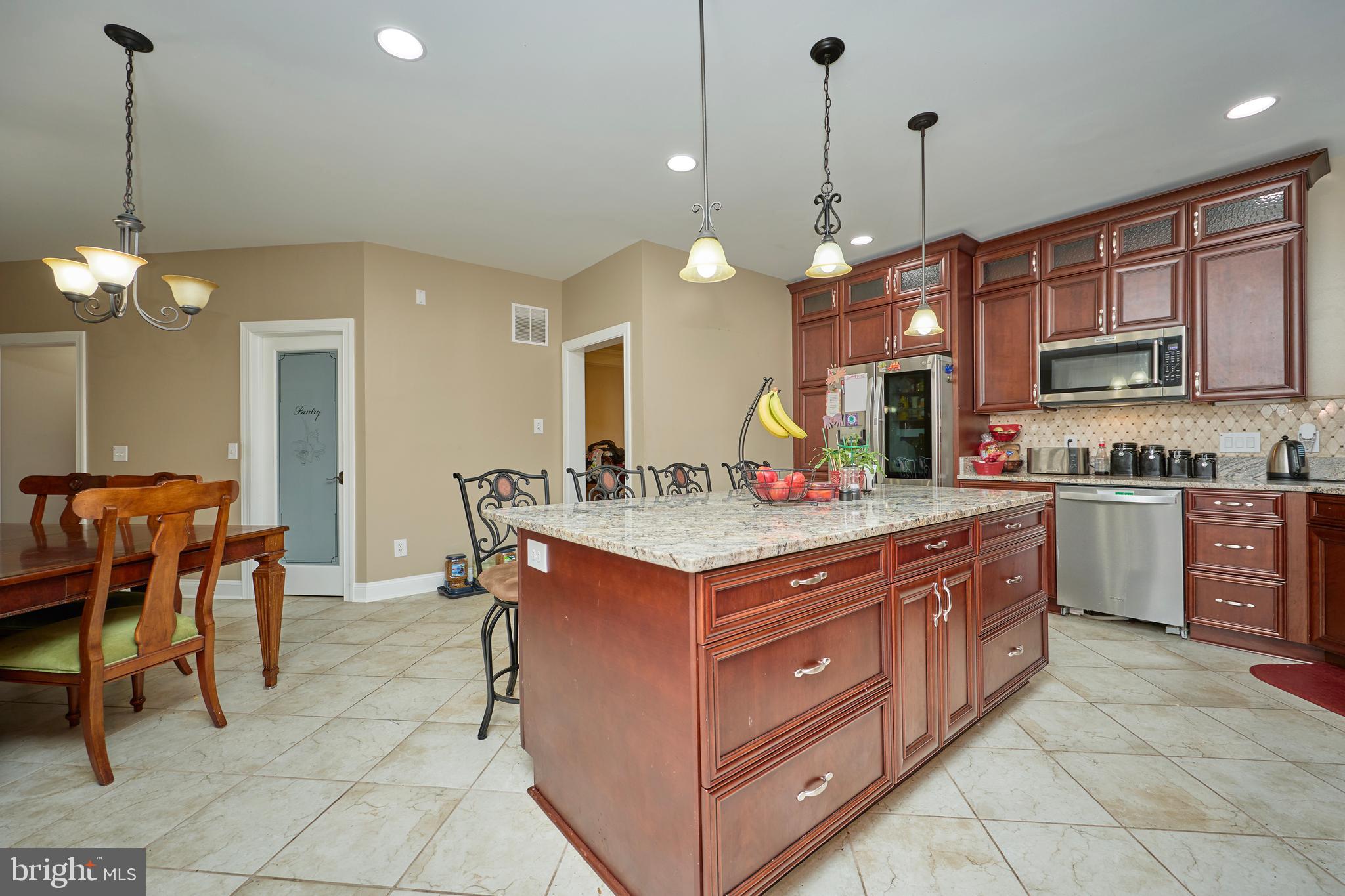 14431 Aden Road Nokesville, VA 20181 - Photo 14 of 38 Kitchen
